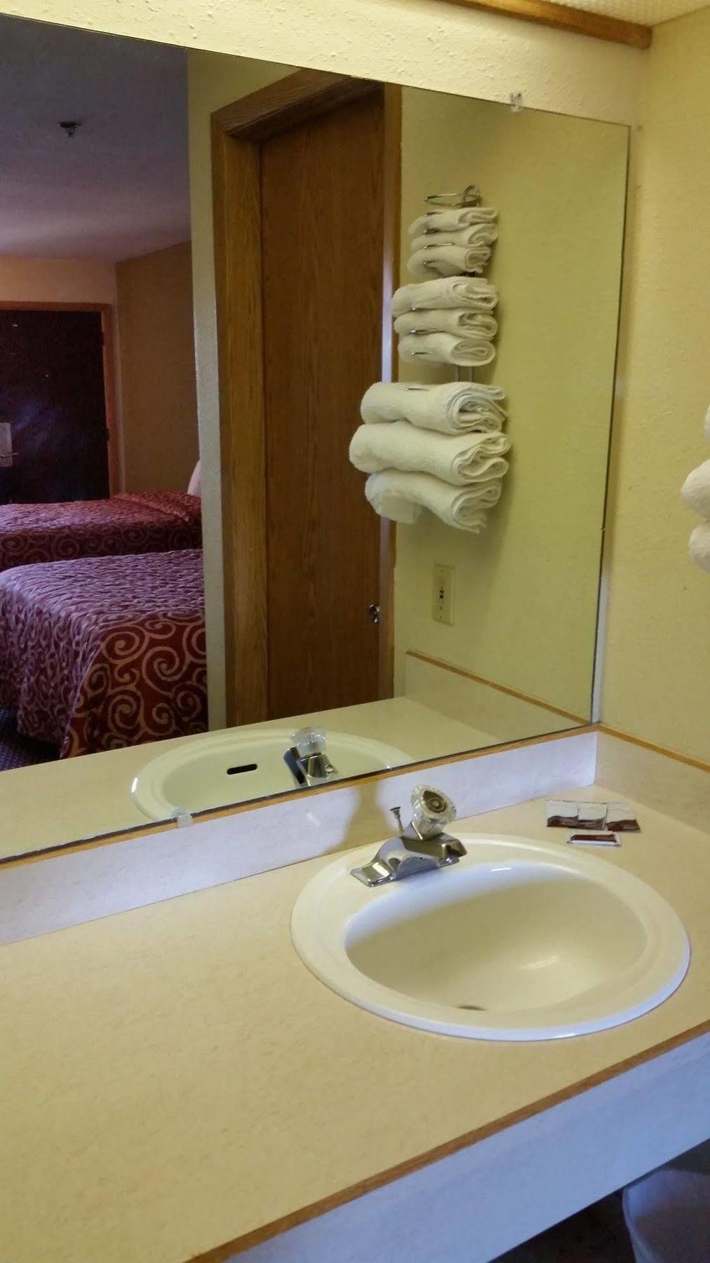 Centralia Inn Dış mekan fotoğraf
